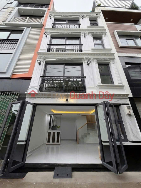 L1869 ️ House on Ngo Duc Ke Street, Binh Thanh District, Shared Ownership, Square shape, Alley access, 7.x billion VND _0