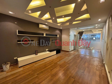 RARE LOCATION - Car alley frontage Linh Lang Street 79m\/5 floors\/ Frontage 4.4m 31.8 billion, 10m from the street _0