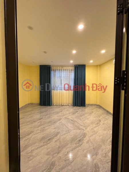 HOUSE FOR RENT IN HONG MAI, CAR PARKING AVAILABLE, ELEVATOR, SUITABLE FOR OFFICE USE, 62M², 4 FLOORS, 18 MILLION VND. 0903258273 Vietnam, Sales | đ 18 Million