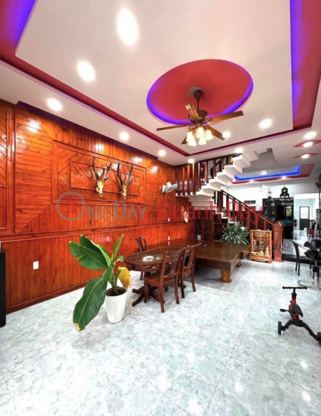 BEAUTIFUL 2.5-STOREY HOUSE FOR SALE - NGUYEN CONG TRIEU STREET - HOA AN - CAM LE Sales Listings