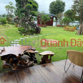Luxury River View Villa for Sale in Da Nang Resort 1600m2 3 Floors Large Garden _0