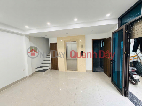 SIÊU PHẨM NHÀ ĐẸP THẠCH BÀN – CỔ LINH
6 TẦNG • FULL NỘI THẤT • GIÁ NHỈNH 8 TỶ _0
