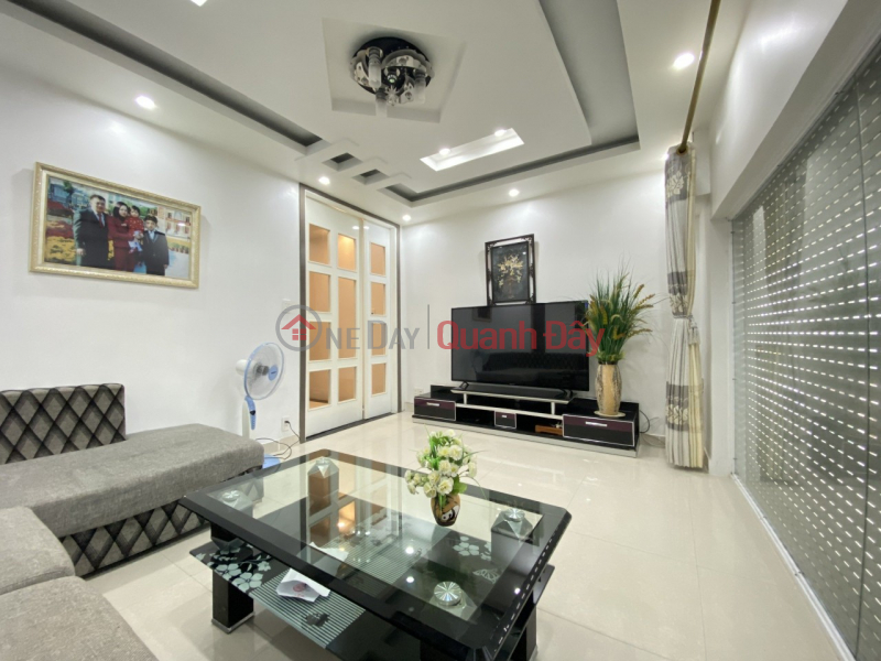 Townhouse for sale in Chu Van An - Le Loi, area 43m 4 floors PRICE 2.85 billion shallow alley 1 turn Sales Listings