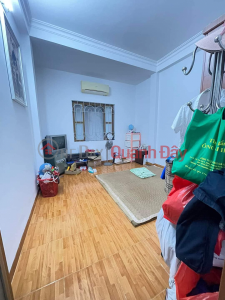 Property Search Vietnam | OneDay | Residential Sales Listings Selling a house 5m away to a car to avoid Bui Xuong Trach Thanh Xuan 27m 4 floors 2.7 billion.