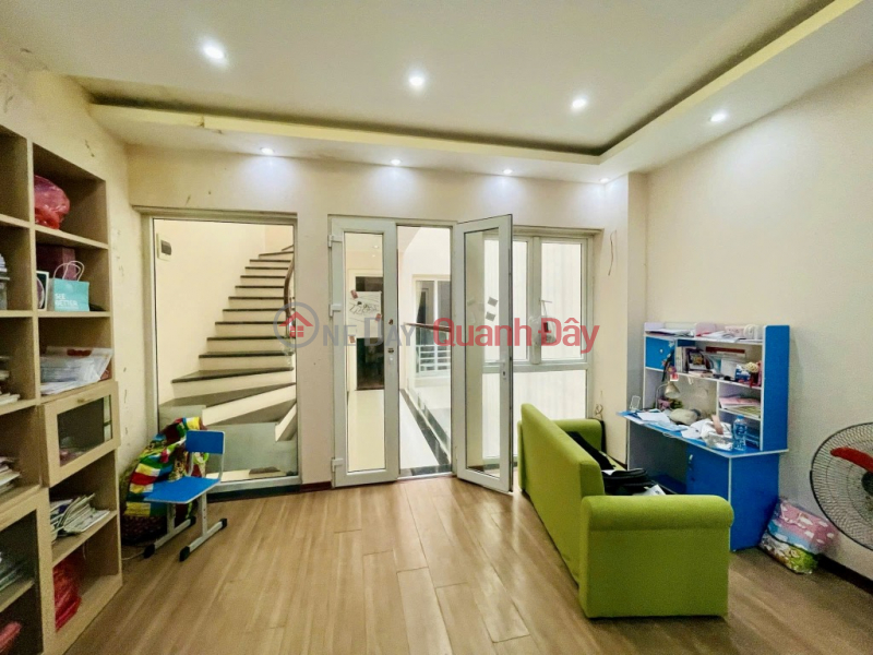 Siêu phẩm Hoàng Văn Thái 100m thang máy, oto tránh, 2 thoáng Việt Nam | Bán | đ 20,2 tỷ