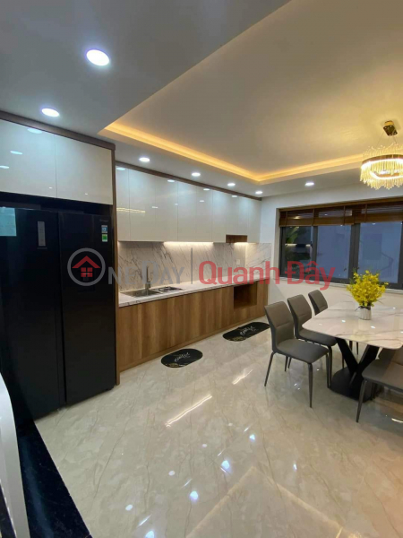 Mặt tiền đường Trần Hưng Đạo Quận 5, gần Chợ Bến Thành 85m2, giá 27 tỷ Niêm yết bán