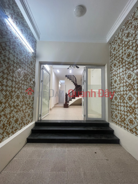 House for sale in Tan Xuan, Xuan Dinh, 55m2, price 4.35 billion - car to the house - near the street - near the market Sales Listings