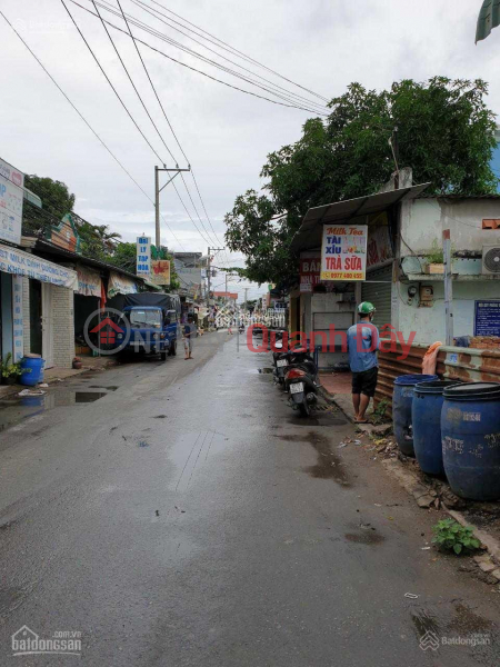 Cutting losses, the owner sells the Di An administrative center urgently, near the poor Xom market, with a room available | Vietnam, Sales đ 6 Billion