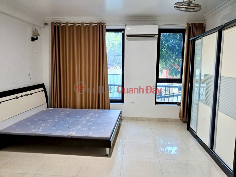 House for sale on lane 604 Ngoc Thuy, cars can avoid, business 38m x 5 floors, good cash flow, over 10 billion, negotiable. Contact 0936123469 Vietnam Sales đ 10.5 Billion