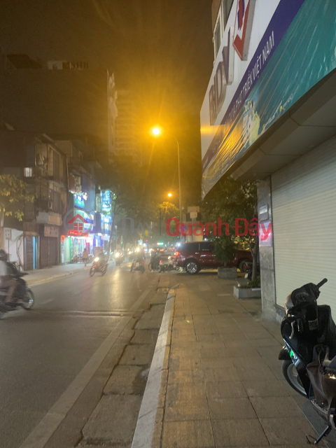 BA DINH CENTER - BUSINESS - EYES - AVOID CAR - VU HO HO _0