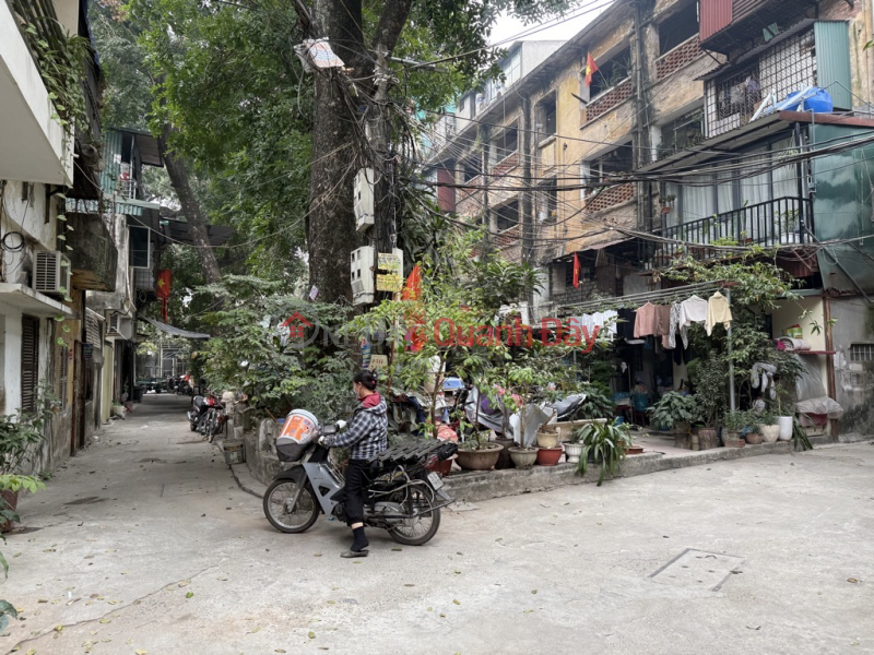 Ho Dac Di 103m, near the lake, car parking at the door only 16.9 billion, expanding at the back | Vietnam, Sales đ 16.9 Billion