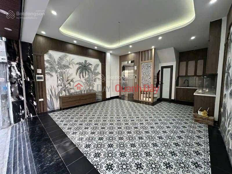 Corner plot with two street frontages - Newly built 6-story house with elevator - Car access to the house - Through alley - Modern design Sales Listings