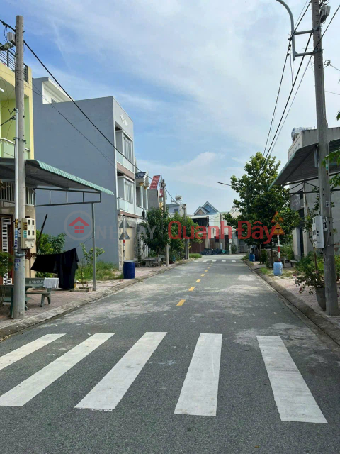 Land for sale on Le Hong Phong street, Tan Binh ward, Di An busy residential area with 8m asphalt road _0