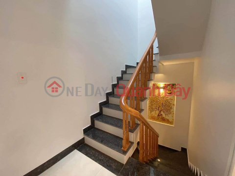 A 4-storey house with modern and luxurious design in Dong Khe, Ngo Quyen District _0