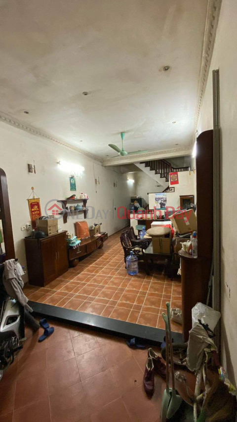 The owner rents a 3.5-story house at number 40, alley 192 Le Trong Tan, Thanh Xuan, Hanoi. _0