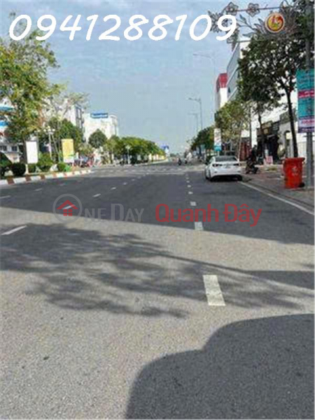 Bán hoặc cho thuê đất mặt tiền đường Hùng Vương, Thành Phố Tân An, Long An, DT 360m2 | Việt Nam | Bán đ 76 tỷ