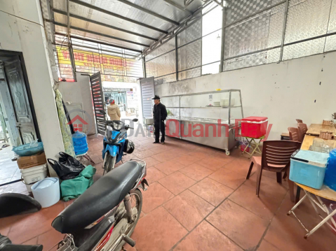 Land for sale on the main road of Giai Lac village, group 2, Quang Minh. Includes a C4 house, suitable for business frontage. _0