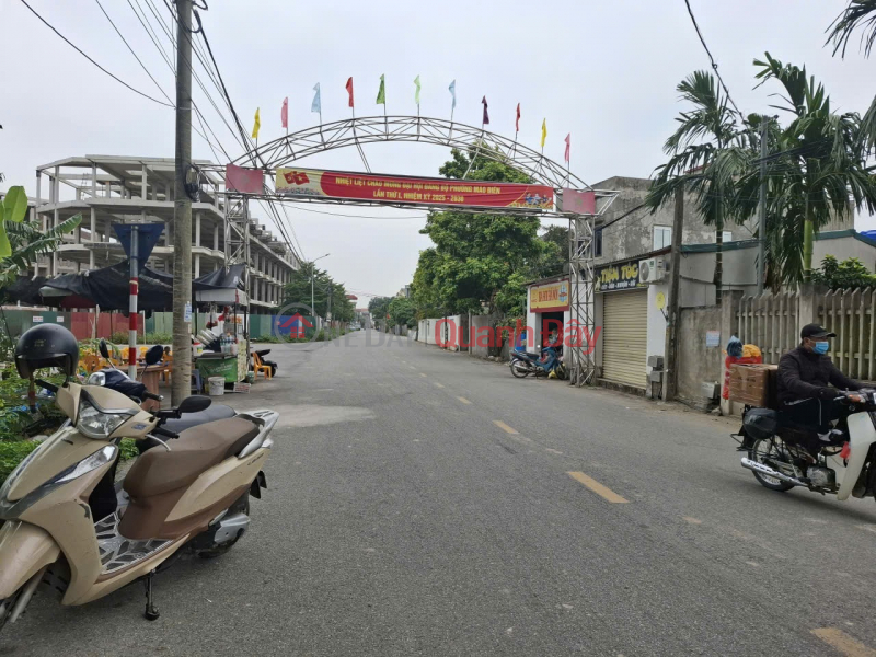 Land for sale in Thuan Thanh, Bac Ninh. 75m2 * frontage 4.5m * 2.5 billion. Car access, business. Sales Listings