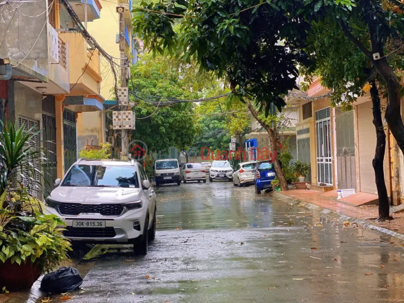 HOUSE FOR SALE IN XUAN LA, TAY HO. 73M2, 4 FLOORS, DIVIDED LOT - SIDEWALK - CARS CAN PASS EACH OTHER - RESIDENTIALLY BUILT. PRICE 17.3 BILLION Sales Listings