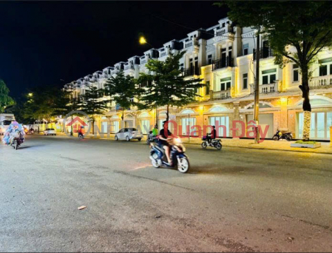 Cho thuê nhà nguyên căn diện tích sử dụng lên đến 240m2 _0
