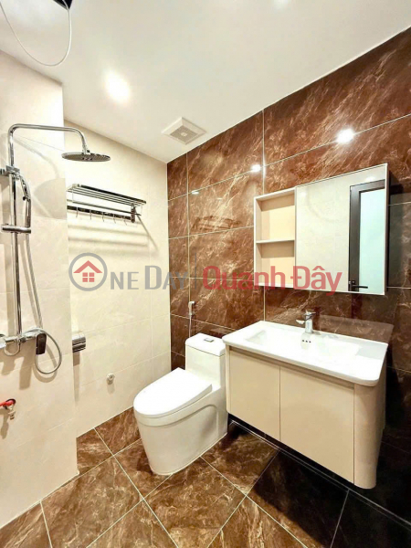Property Search Vietnam | OneDay | Residential | Rental Listings My family is renting out a house on Tran Nhan Tong and Mai Hac De streets; 224m2, 1.5 floors - 39 million VND.