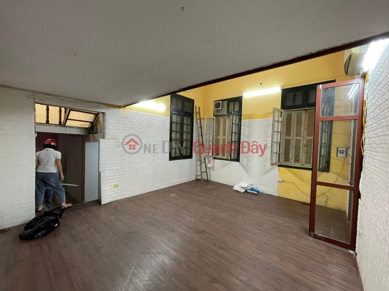 Whole house for rent in Mat Pho Tho Nhuom, Hoan Kiem 80m2 Rental Listings
