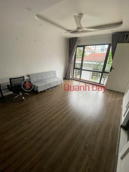 Cho thuê nhà nguyên căn 15 Gốc Đề, 35m2 x 5 tầng, 3 ngủ khép kín.15 triệu Niêm yết cho thuê