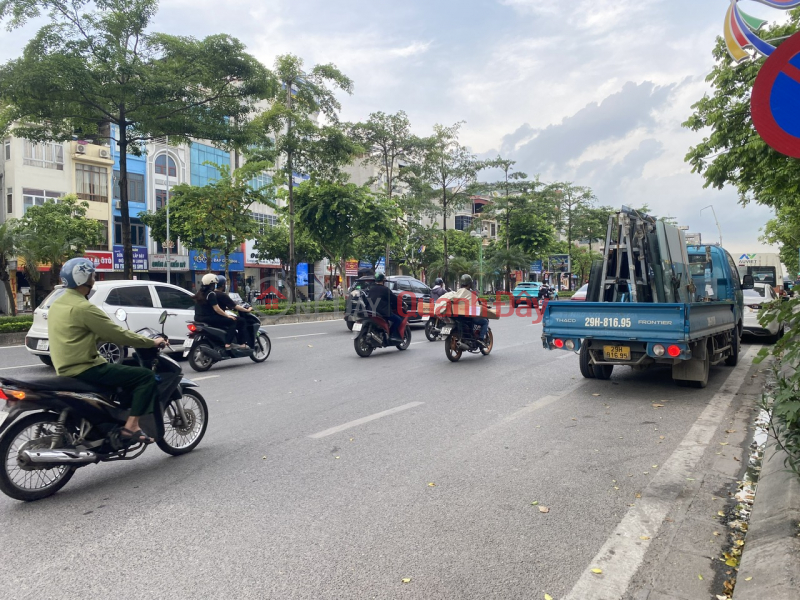 LAND FOR SALE IN NGO GIA TU, LONG BIEN, THONG ALLEY, CAR ACCESSIBLE, NEAR STREET. AREA 186M2, FRONTAGE 12.5M. Sales Listings