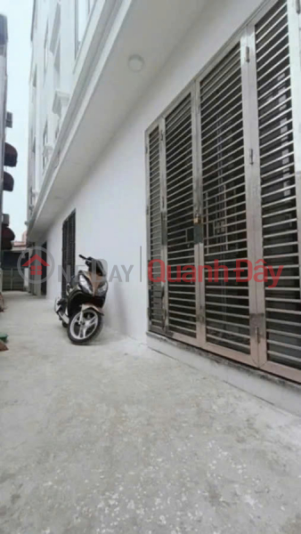 BÁN NHÀ RIÊNG Bát Khối 35m2,X 5 tầng mặt tiền 6m, 5.4 tỷ Long Biên. Niêm yết bán