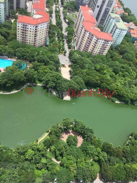 đ 3 Billion, Urgent sale of cool lake view apartment in Hoang Mai district, 9th floor, 72m2, 2 bedrooms, extremely preferential price - just over 3
