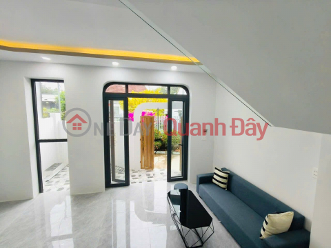 BEAUTIFUL NEW HOUSE – 3 BEDROOMS – NEAR NHA TRANG – ONLY 10 MINUTES TO THE CITY CENTER!<br \/> Selling Price: 1.79 billion _0