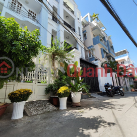 Cần bán gấp nhà đẹp hẻm 350 Huỳnh Tấn Phát, Quận 7, 4Lầu, 4PN, 6x20, giá rẻ _0