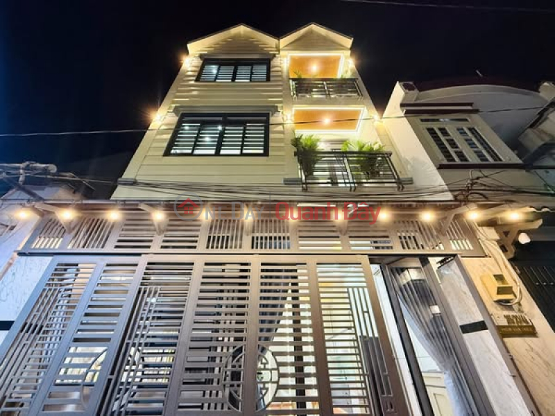 House in alley 285 Pham Van Chieu, right next to Thach Da market Sales Listings