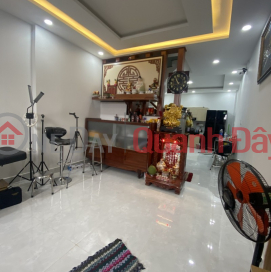 House for sale on Tran Hung Dao, Ward 5, District 5, Bach Van market, 46m2, 2 floors, 2 bedrooms, over 6 billion _0