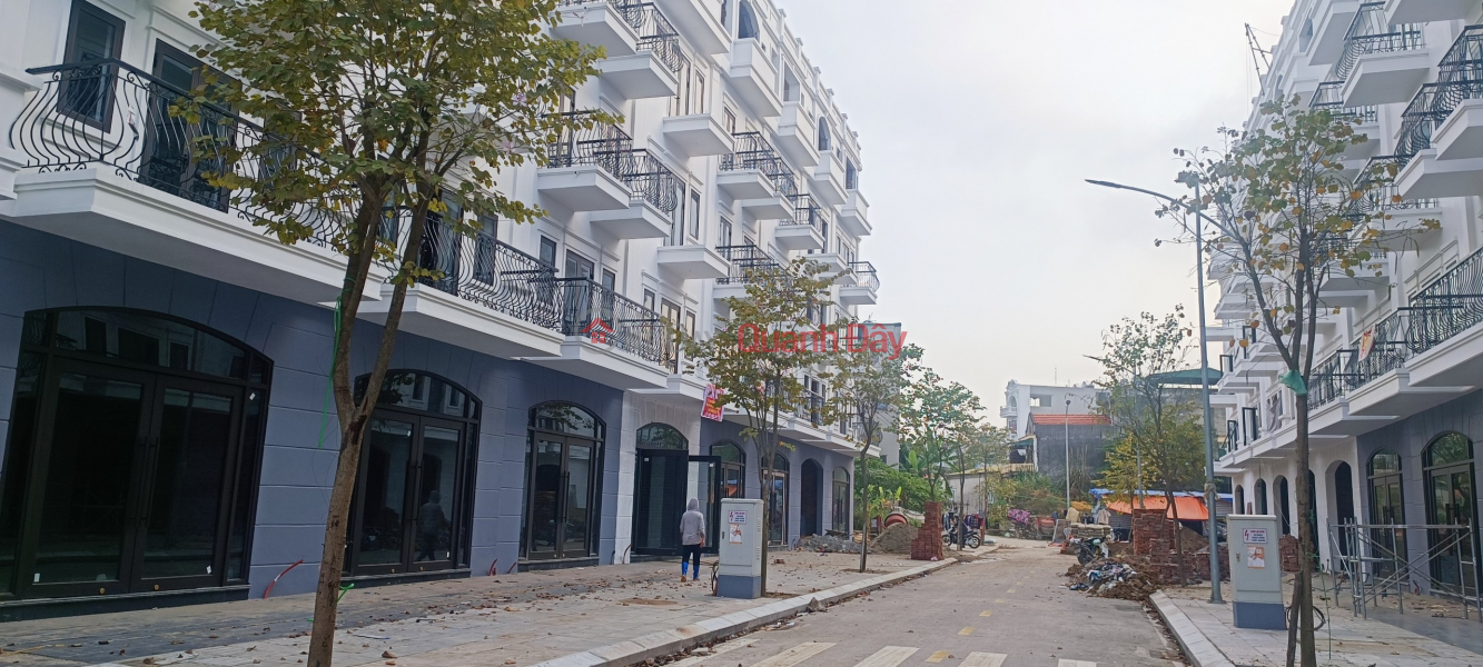 Selling a 5-storey house with 1 tum house in Dam Sen 3 resettlement area, Ha Khau, Ha Long Sales Listings
