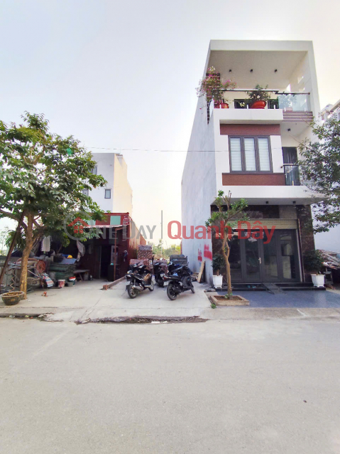 Land on Bui Vien route 2, next to Vinh Niem bus station, 70m wide, 4.5m wide, 12m road, price 64 million\/m _0