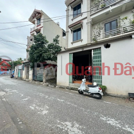 House for sale in Thach Ban, car accessible, open alley, about 3 minutes drive from Highway 5A _0