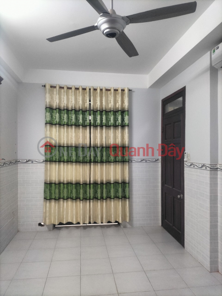 Property Search Vietnam | OneDay | Residential, Rental Listings | 4-FLOOR HOUSE CMT8 ALley - 3 ROOM 4WC - BEAUTIFUL ALley