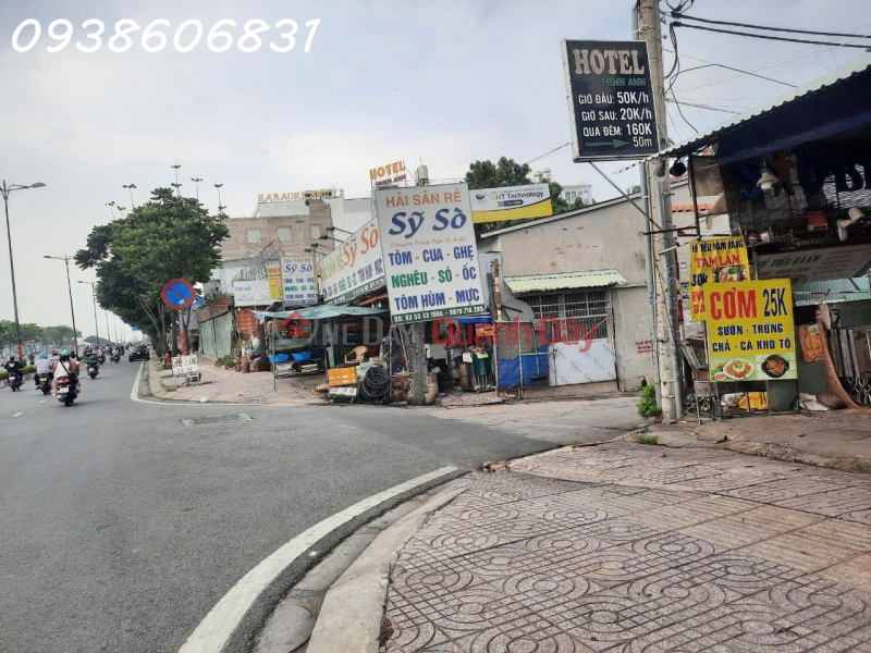 đ 10.5 Million/ month, Owner rents out entire house on Pham Van Dong street, Hiep Binh Chanh ward (old Thu Duc district)