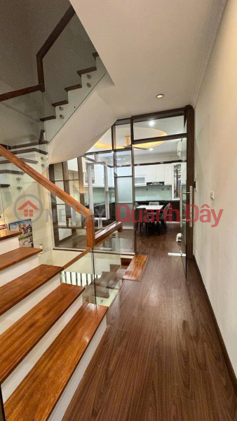 đ 16.5 Billion NEW HOUSE WITH CAR PARKING AT THE DOOR Nguyen Son 50m2 X 5 Floors 16.5 billion Long Bien.