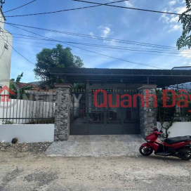 HOUSE FOR SALE: SINGLE-STORY HOUSE WITH GARDEN, FACING SONG CAU ROAD, DIEN AN. _0