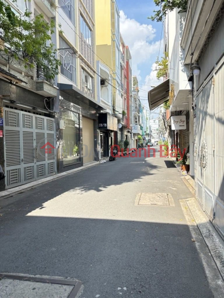 CAR ALLEY FOR BUSINESS, COMMUNICATIONS EVERYWHERE ON TRAN HUY LIEU STREET, PHU NHUAN, Vietnam | Sales | đ 17.9 Billion