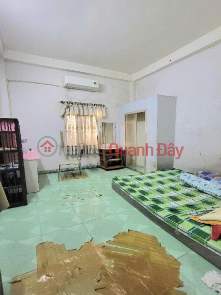 Rẻ! Nhà C4 HXT 119m2, Nở hậu – Dương Công Khi HM, Việt Nam | Bán | đ 2,8 tỷ