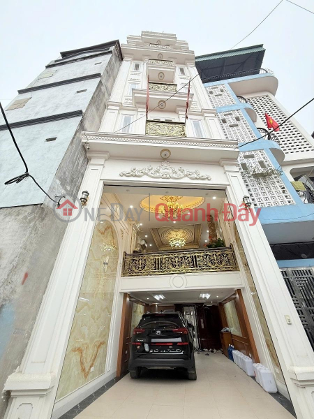 CAU DIEN - PLOT OF LAND WITH SIDEWALK AND ELEVATOR - AN EXCELLENT ASSET LINE FOR PRESERVING CAPITAL Sales Listings