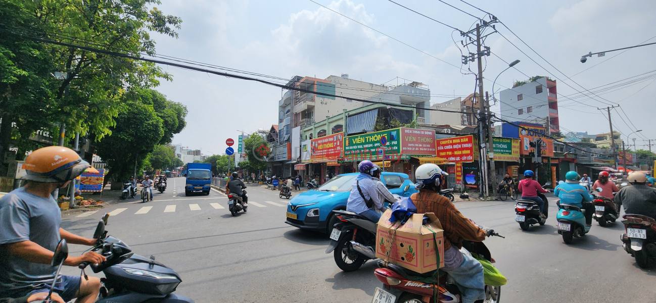 Property Search Vietnam | OneDay | Residential, Rental Listings | House for rent on Binh Long Street, 261m², 3 floors, 9m frontage - near the intersection.