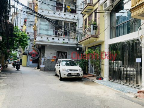 The owner needs to rent a newly built house on Nguyen Phuc Lai street _0