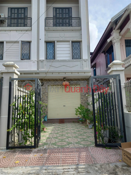 ENTIRE HOUSE FOR RENT - FULLY FACILITIES - At Hoang Mai Market - Hai Phong Rental Listings