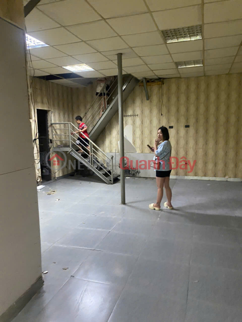 Business premises for rent on Dang Van Ngu street, Dong Da, Hanoi. Area 60m2 - 2 floors. Frontage 3m - Price 18 million _0