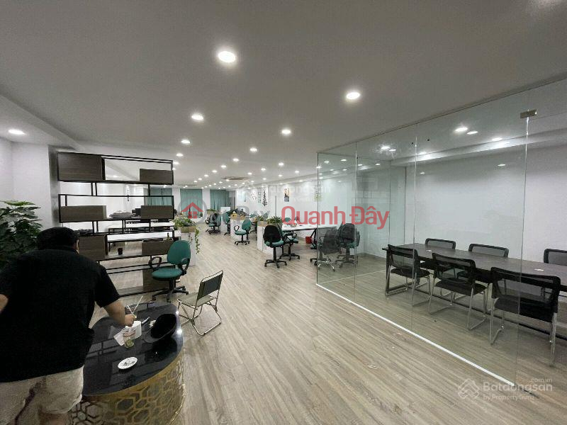 Property Search Vietnam | OneDay | Residential Sales Listings House on Nguyen Trai street, 118m2, elevator, great business, 17 billion