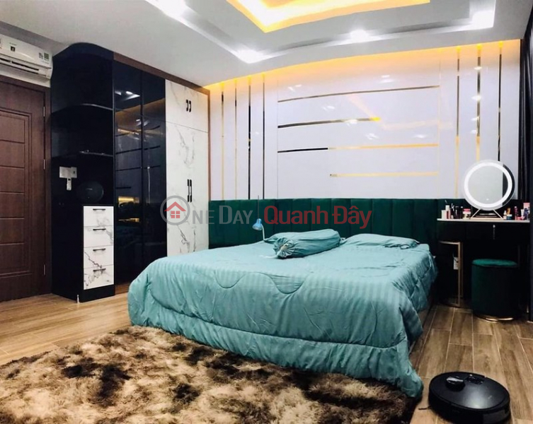 TO HIEN THANH'S House for Sale, District 1O, Car Alley, 40m2, 5 Billion 3 Sales Listings